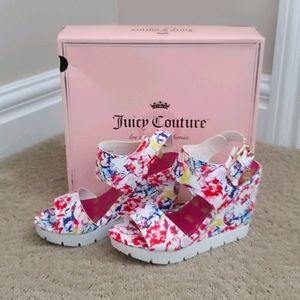 Juicy Couture JC Trish Floral Heel
